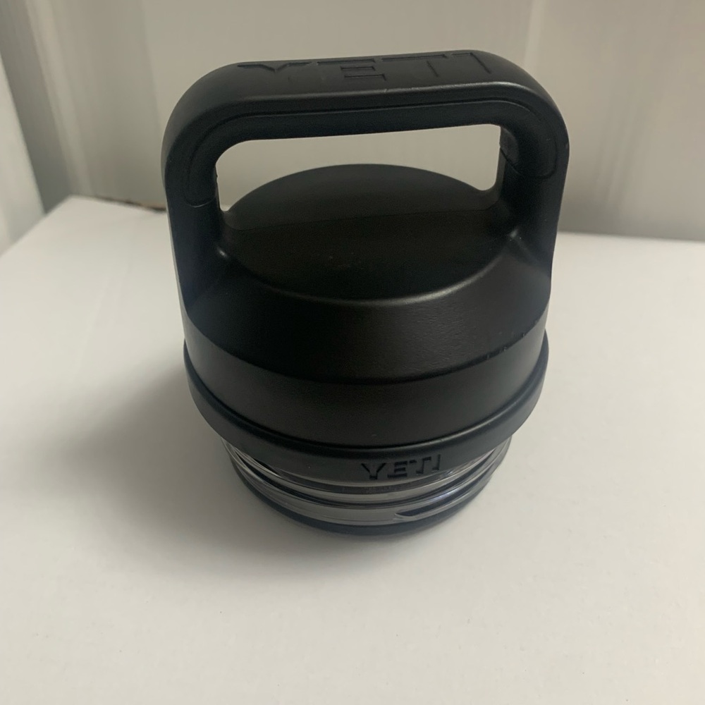 YETI Rambler Bottle Chug Cap Screw On Replacement Lid Fits 18 26 36 64 oz Bottle